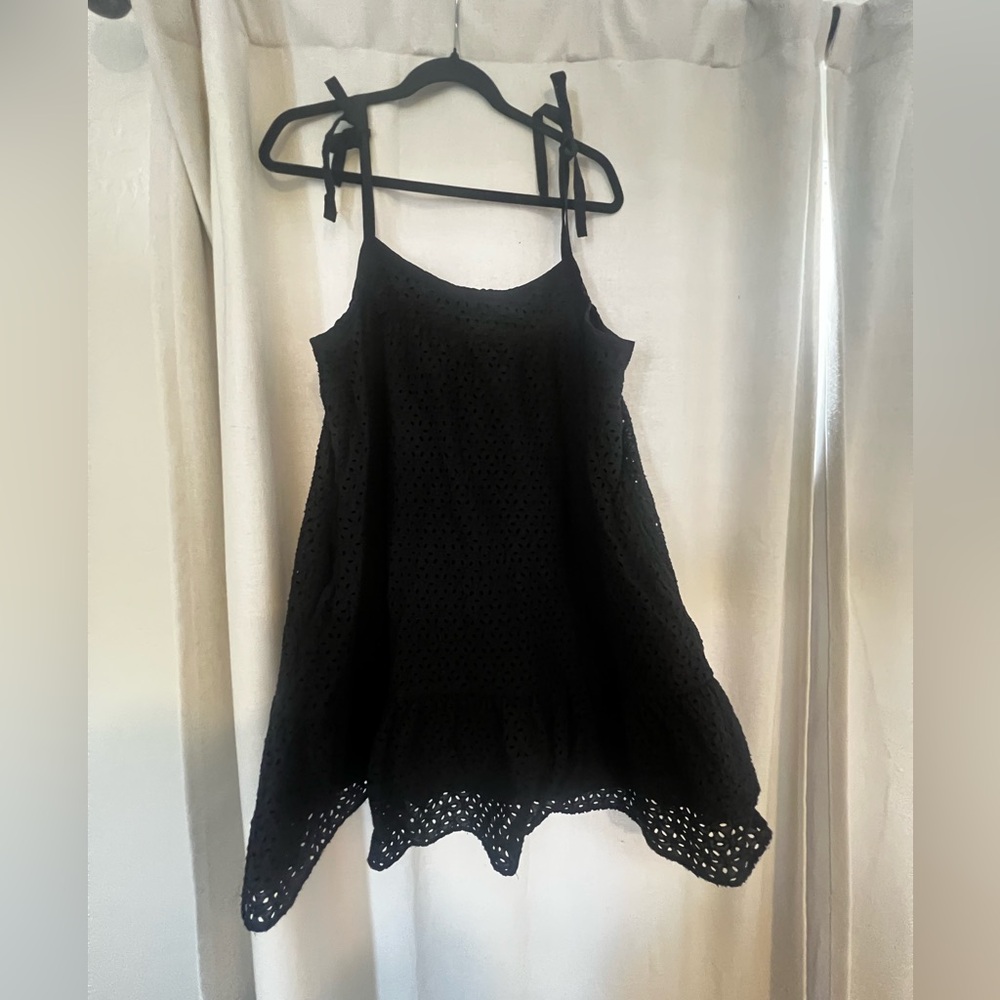 GAP Women’s Eyelet Dress